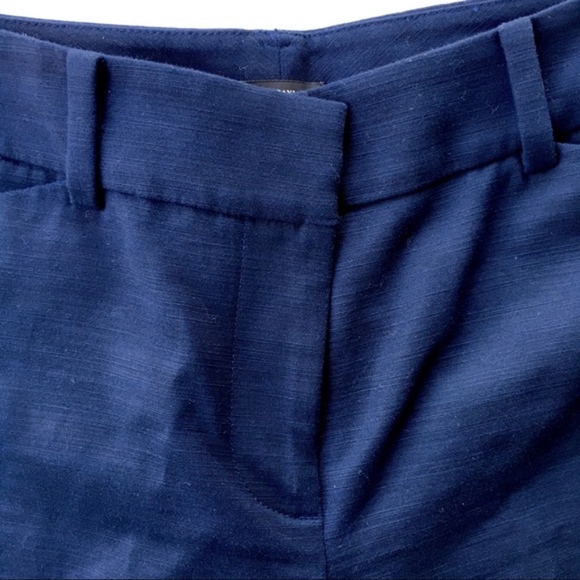 Ann Taylor navy capri pant size 6 signature fit - Picture 2 of 8